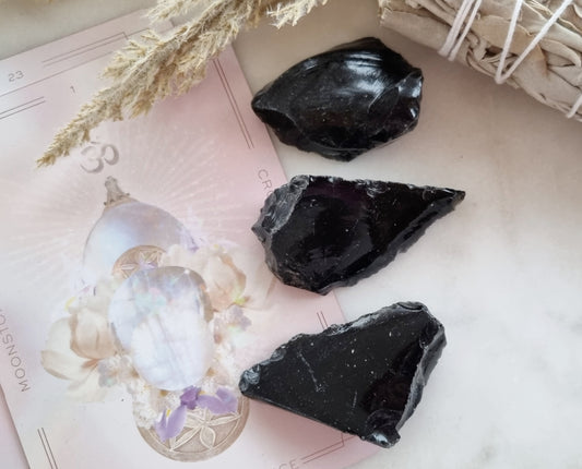 BLACK OBSIDIAN ♡