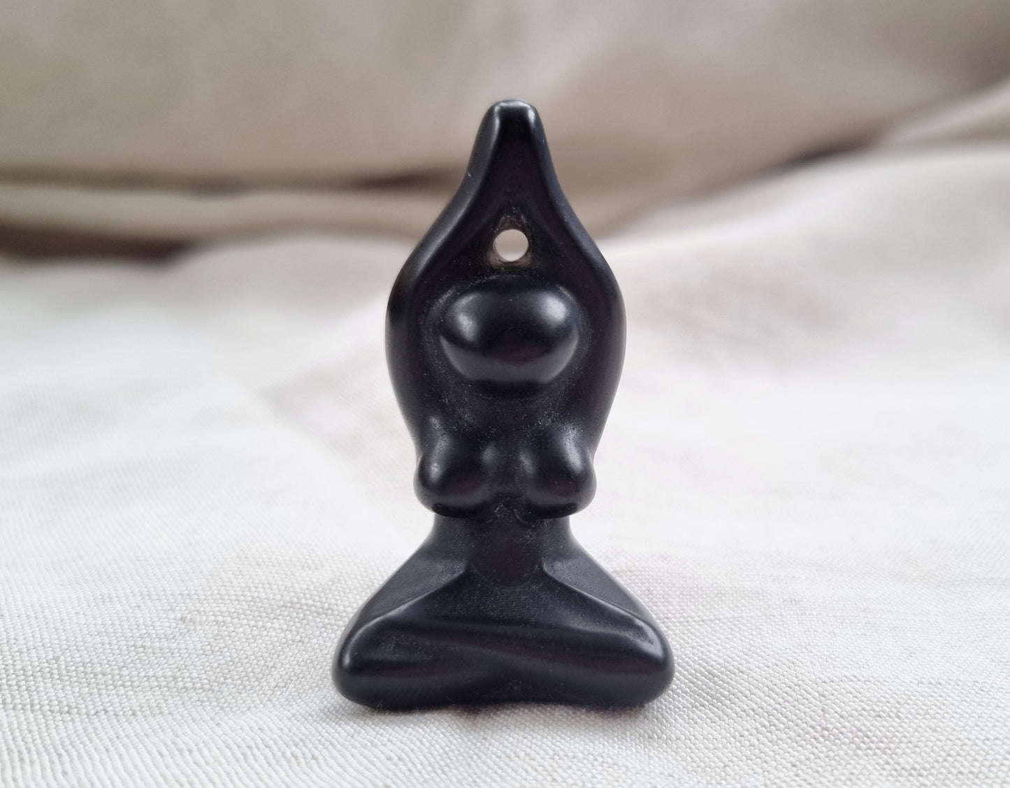 SVART OBSIDIAN YOGI ♡